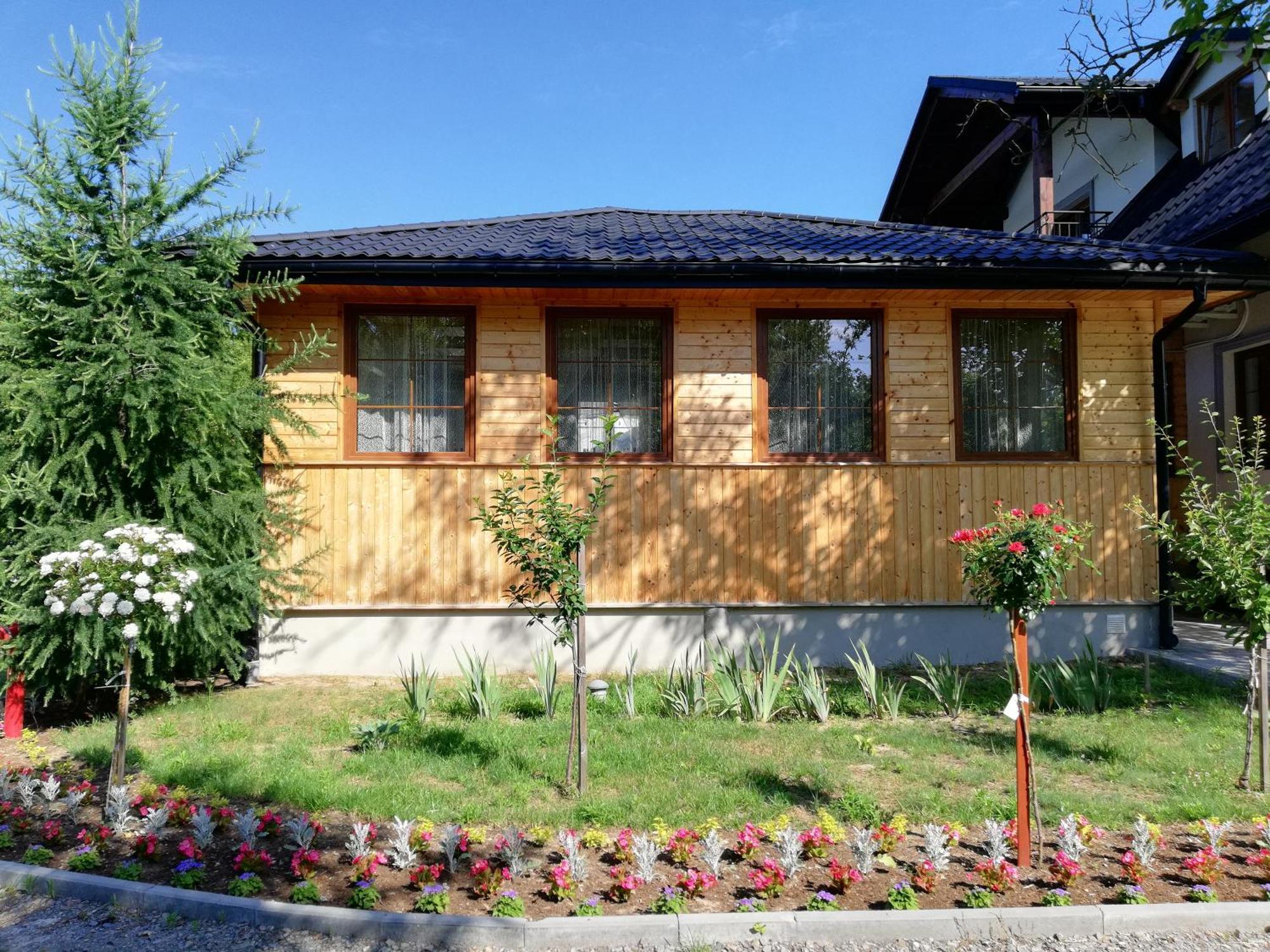 Noclegi Dwor Szlachecki Biedaczow Exterior photo